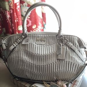 Coach 15947 Gathered White Leather Handbag